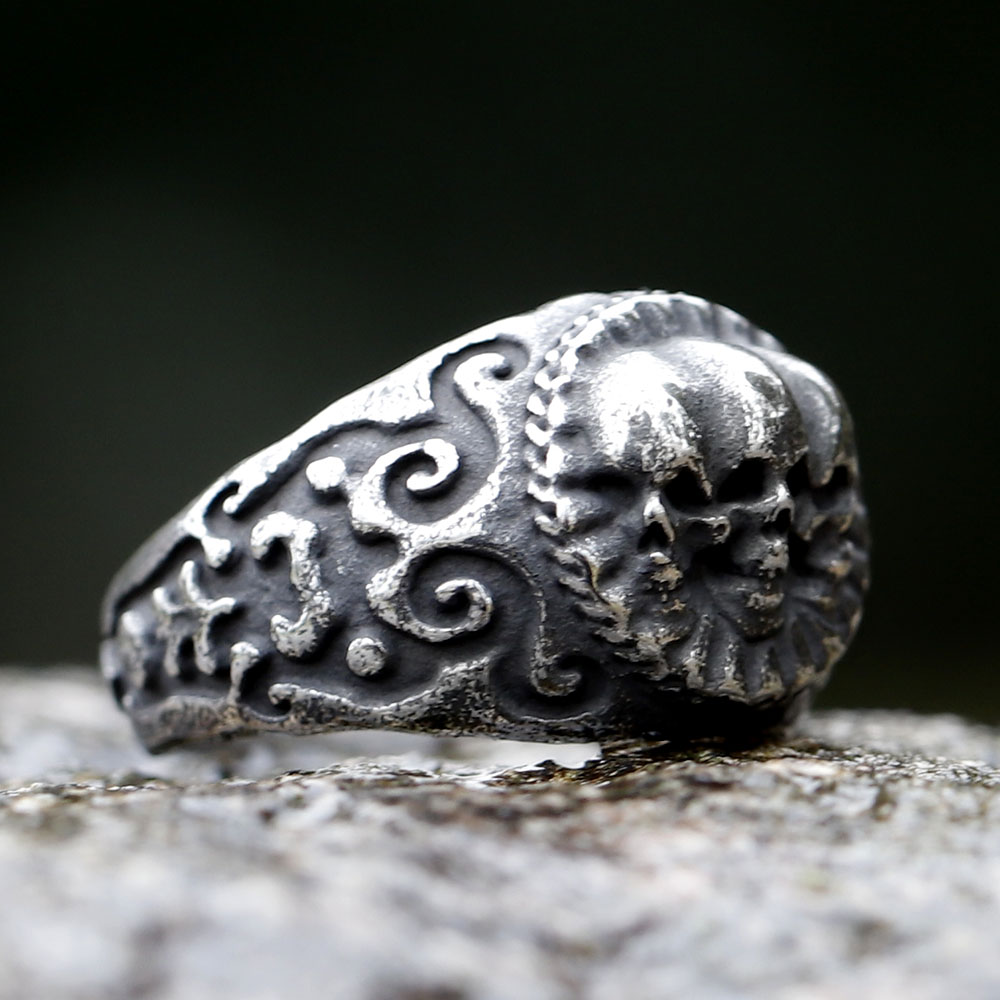 Anillo de calavera dominante n - Men'S Fashion Guide reseña y precio